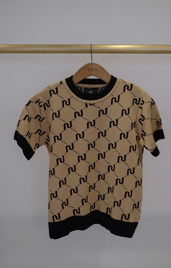 Remera N