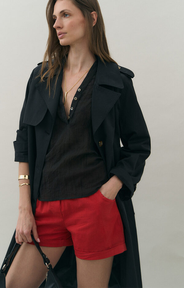 Short Emiliana