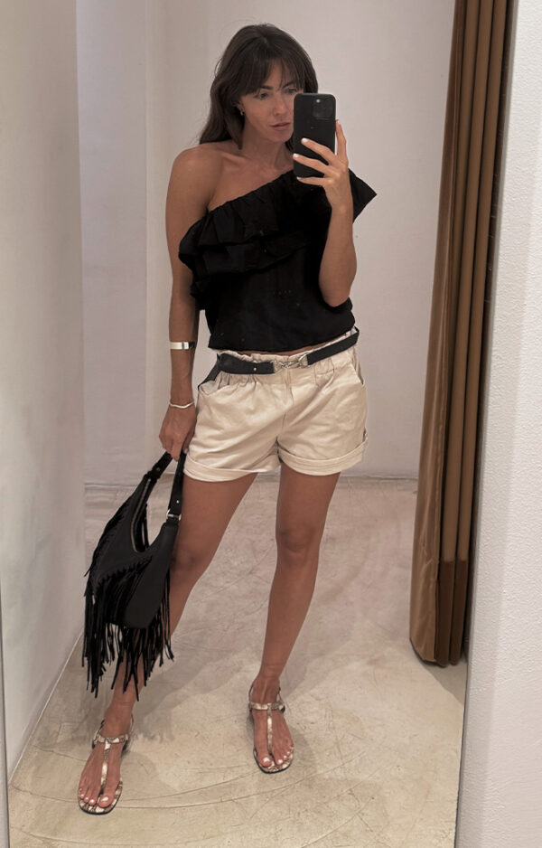 Short Emiliana